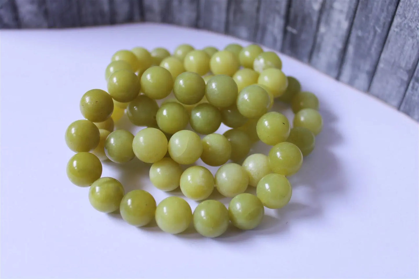 1 joli Bracelet de serpentine ou new jade 11 mm - Aurore Lune