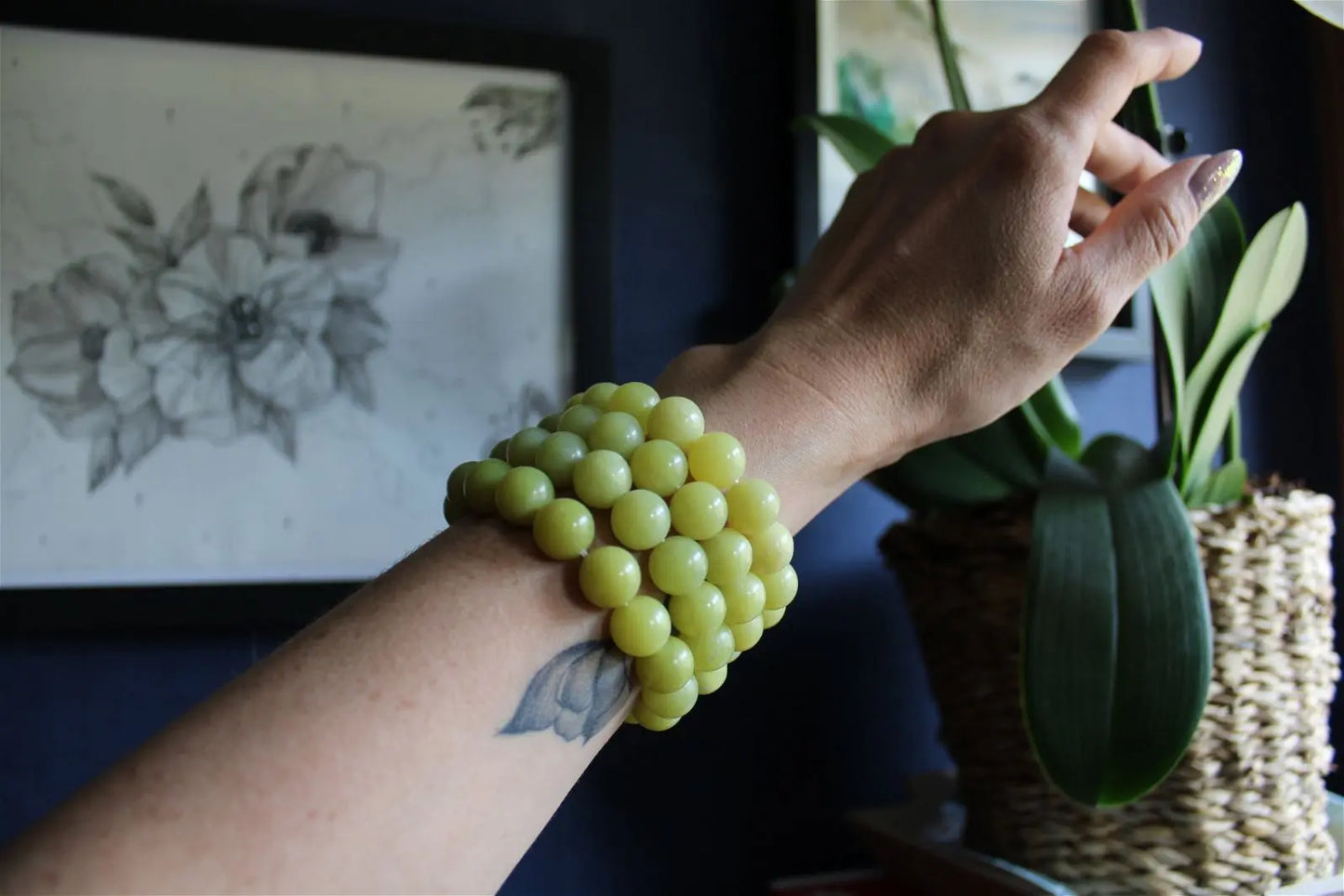 1 joli Bracelet de serpentine ou new jade 11 mm - Aurore Lune