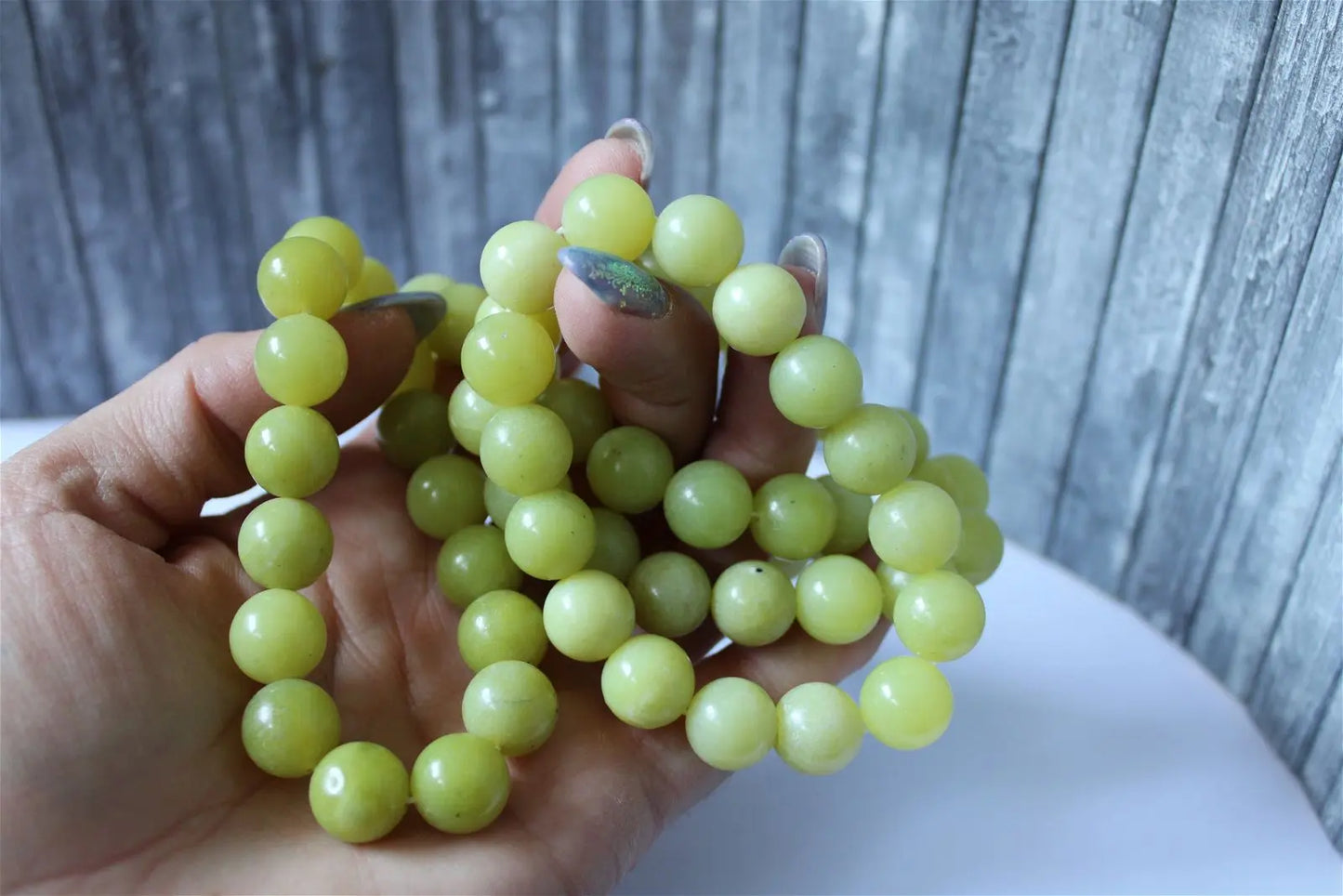 1 joli Bracelet de serpentine ou new jade 11 mm - Aurore Lune