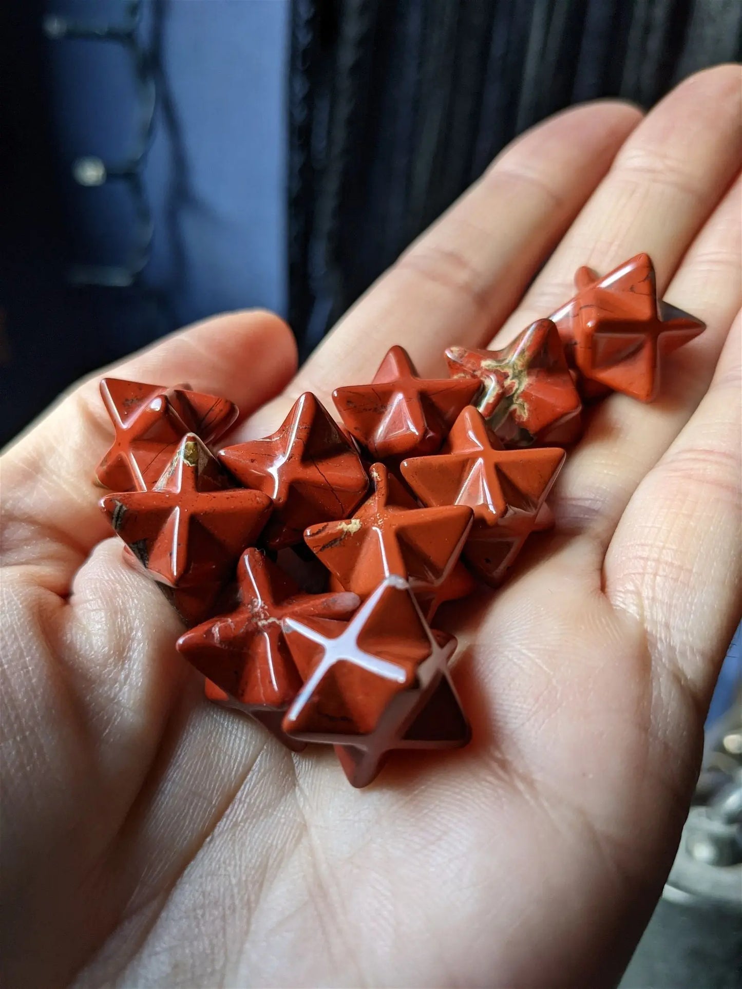 1 merkaba en jaspe rouge géomètrie sacrée - Aurore Lune