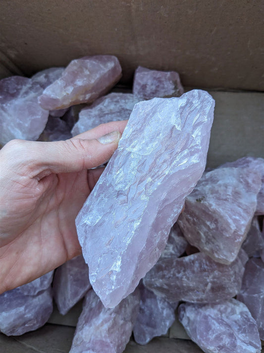 1 morceau brut de quartz rose - Aurore Lune