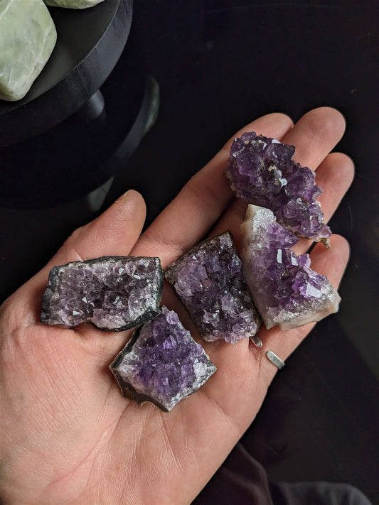 1 morceau d' améthyste brute - Aurore Lune