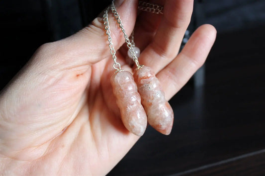 1 pendule en pierre de soleil - Aurore Lune