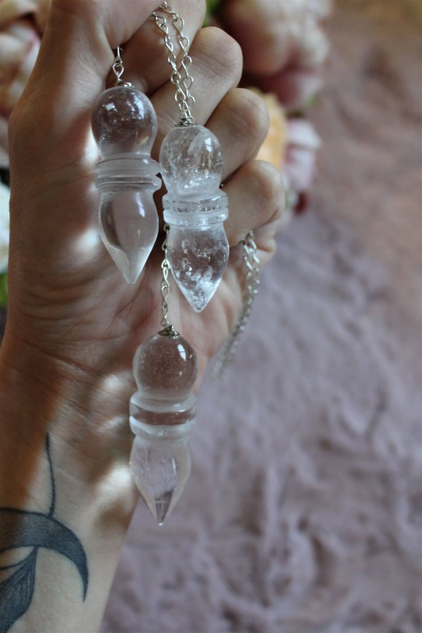 1 pendule en véritable cristal de roche - Aurore Lune