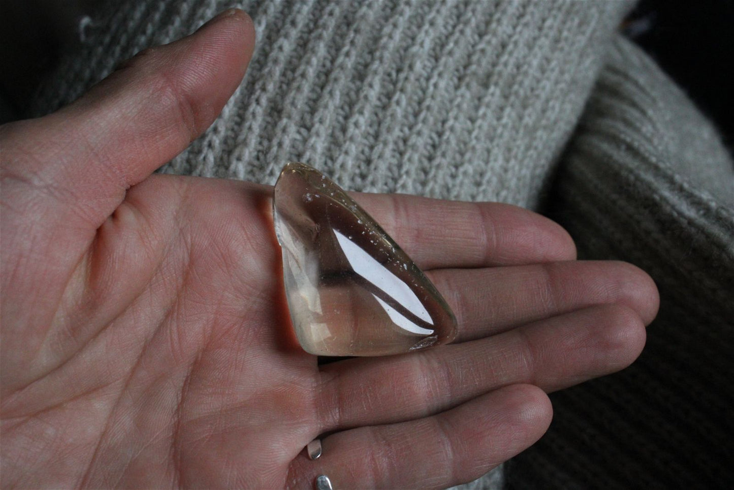 1 pierre roulée de quartz citrine 5 cm - Aurore Lune