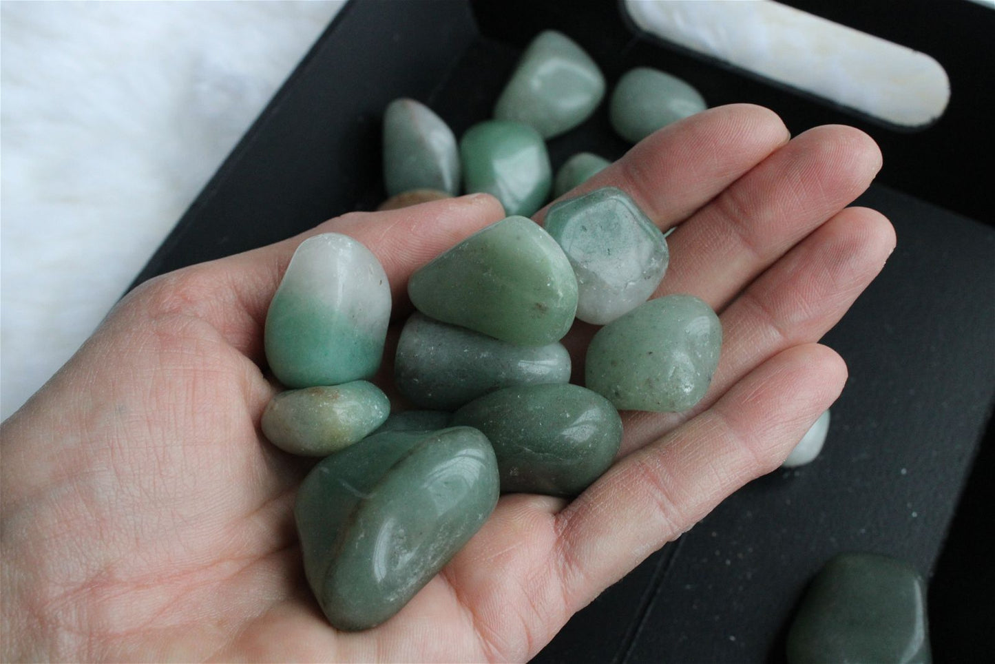 1 pierre roulée en aventurine verte - Aurore Lune