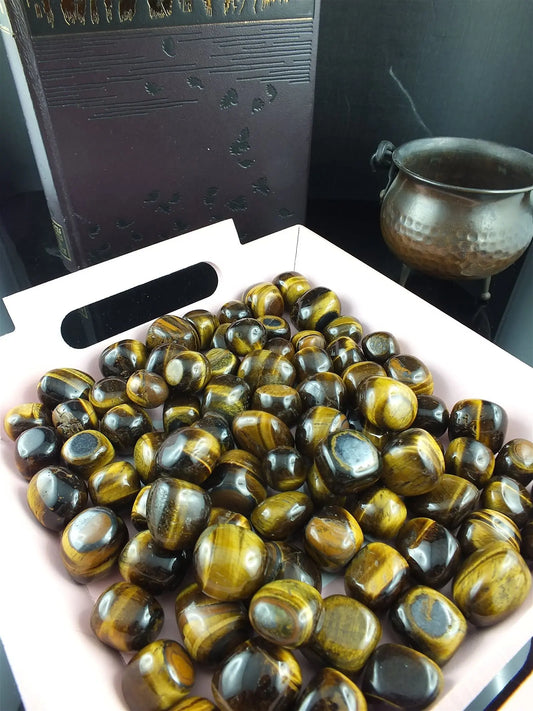 1 pierre roulée oeil de tigre - Aurore Lune