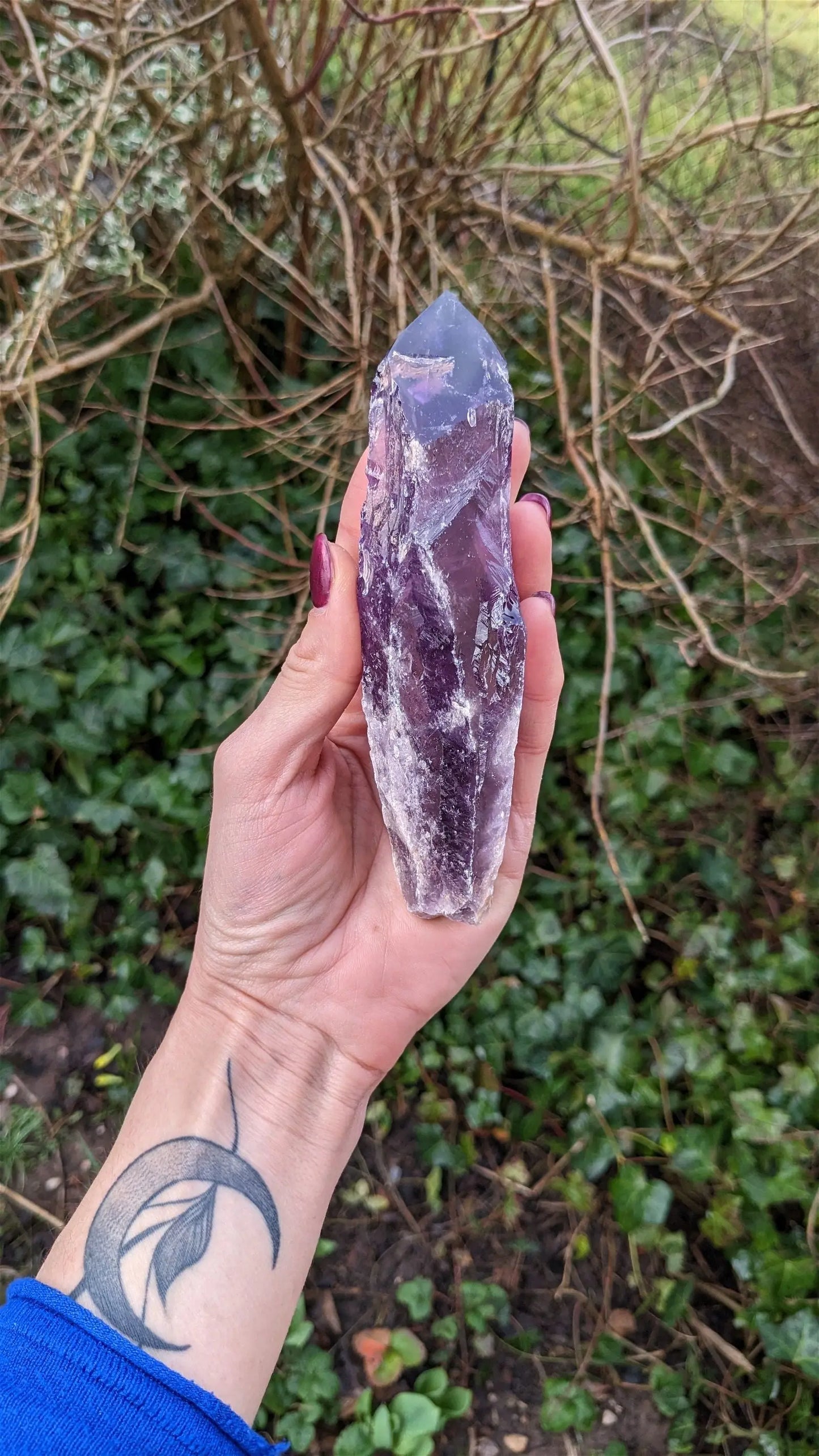 1 pointe brute d'améthyste 16 cm - Aurore Lune