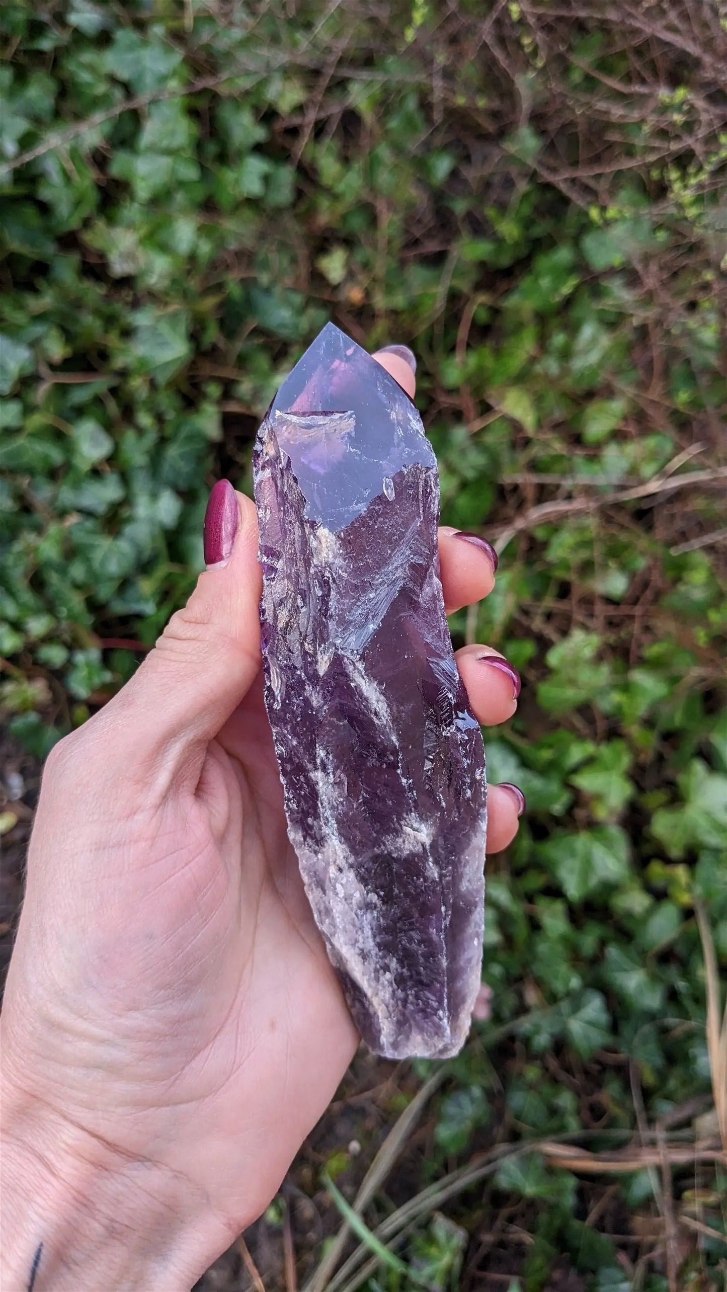1 pointe brute d'améthyste 16 cm - Aurore Lune