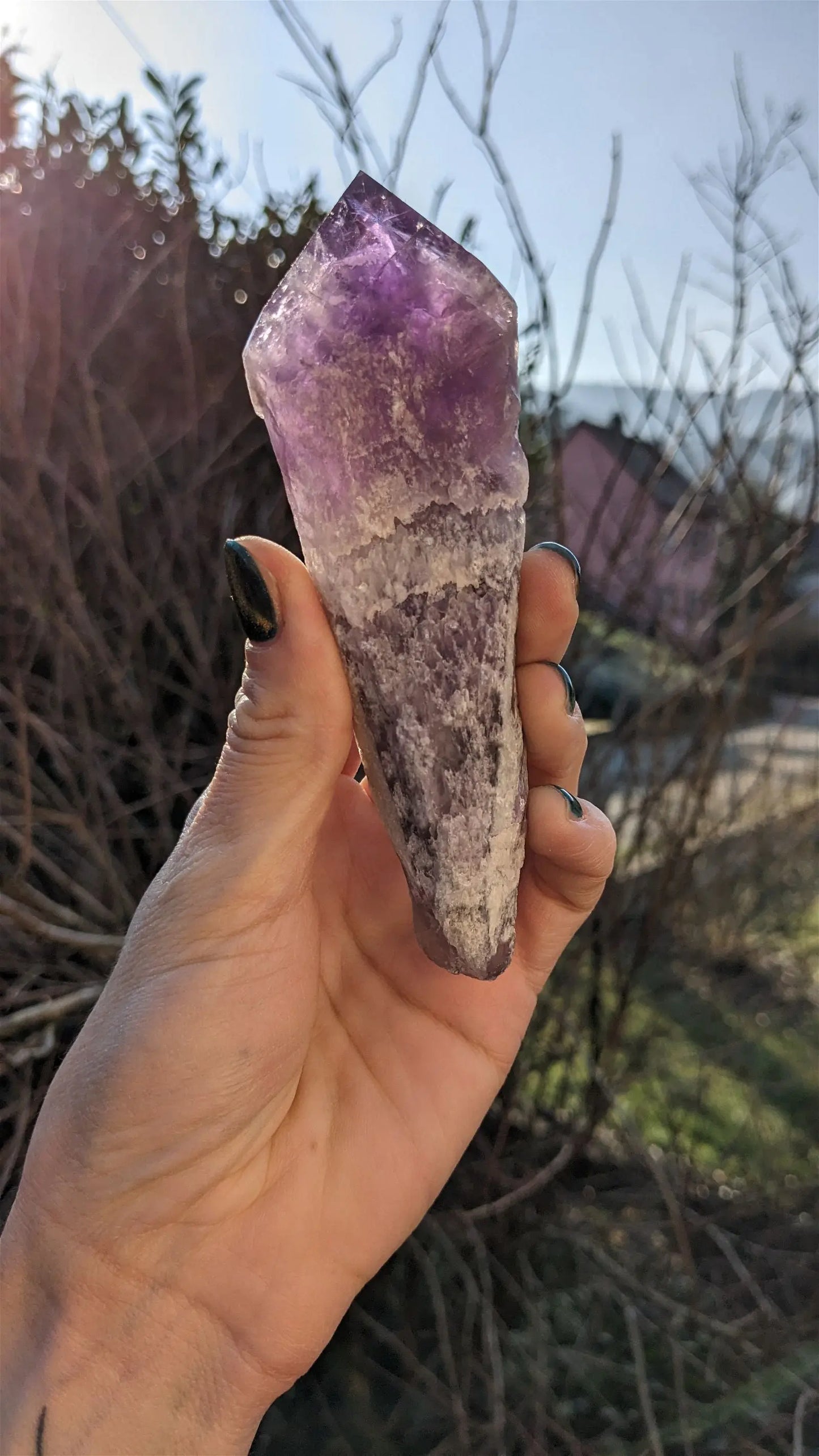 1 pointe brute d'améthyste qualité + 14 cm - Aurore Lune
