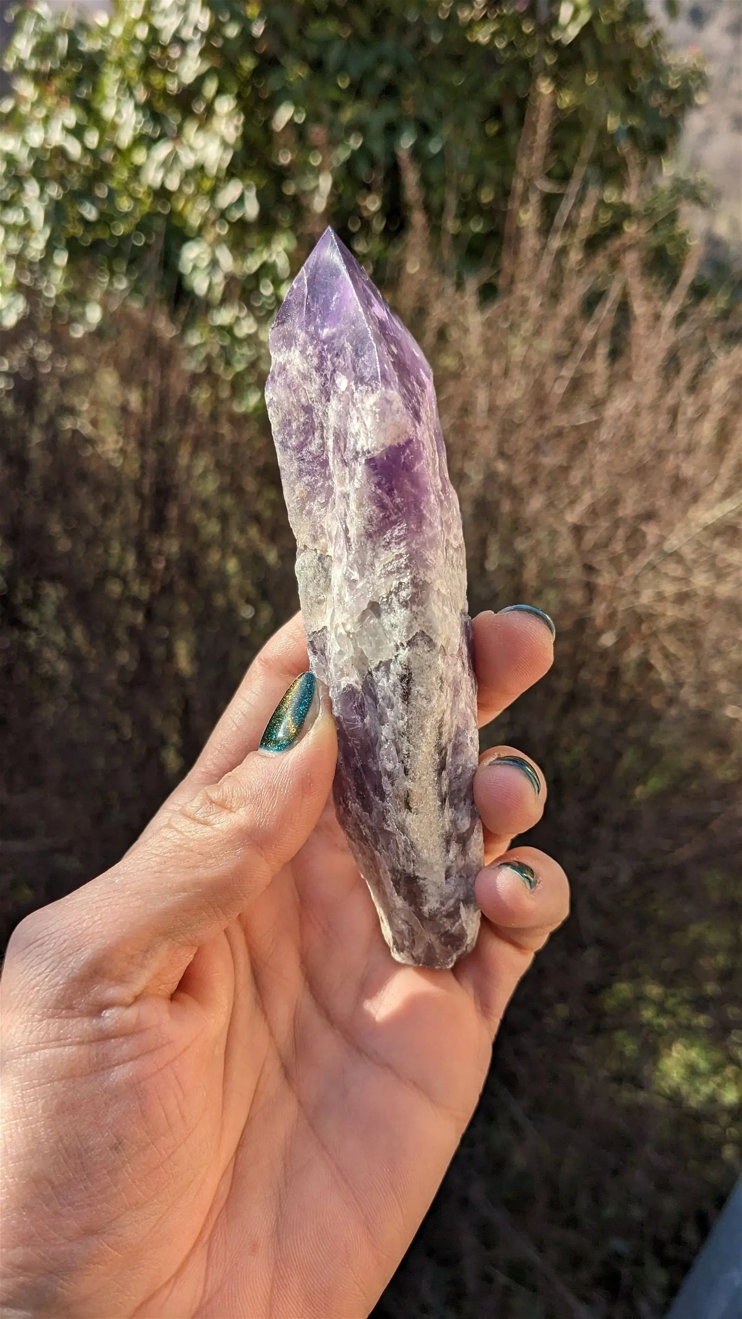 1 pointe brute d'améthyste qualité + 14 cm - Aurore Lune