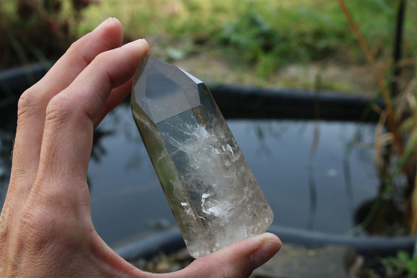 1 pointe de cristal de roche *B* - Aurore Lune