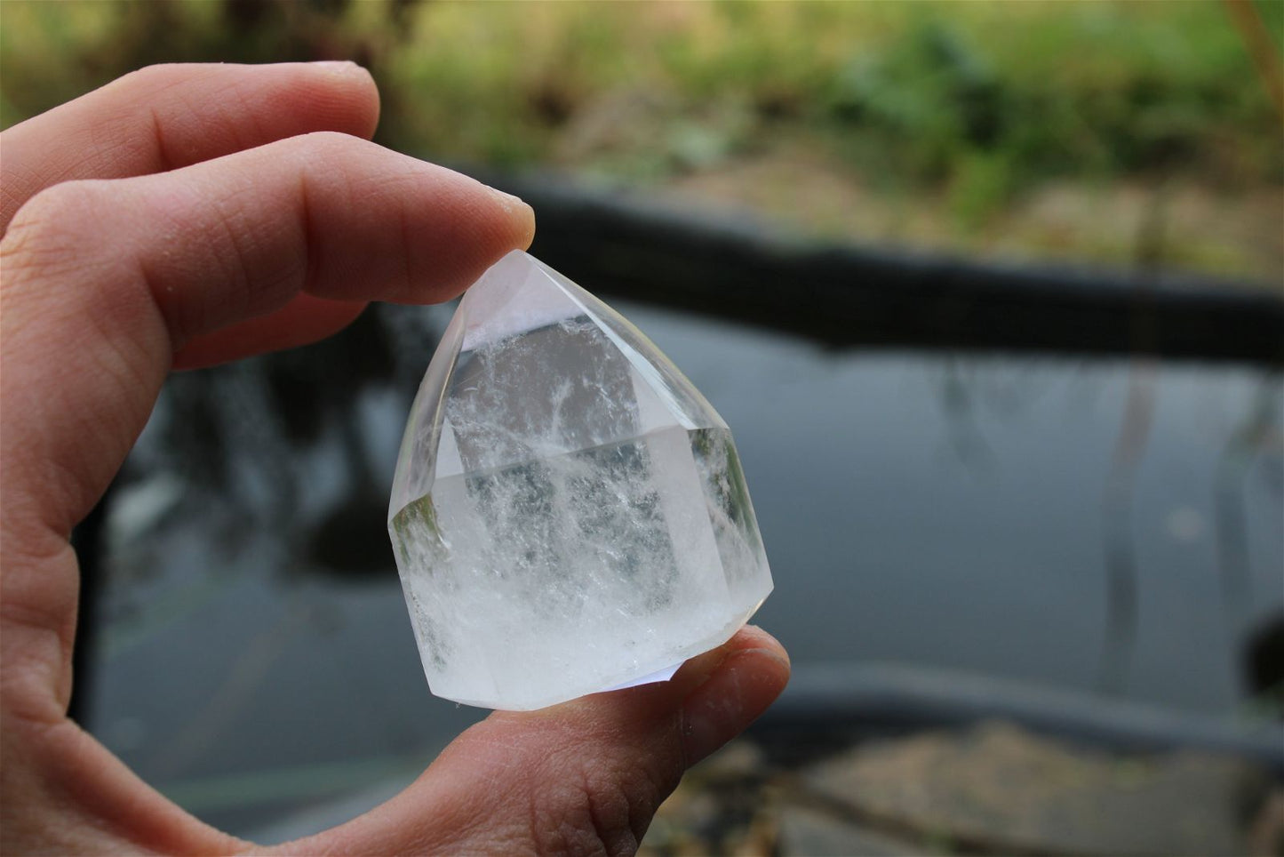 1 pointe de cristal de roche *D* - Aurore Lune