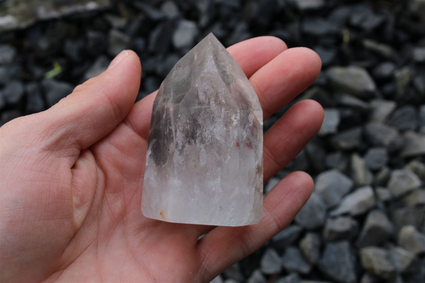 1 pointe de cristal de roche *H* - Aurore Lune