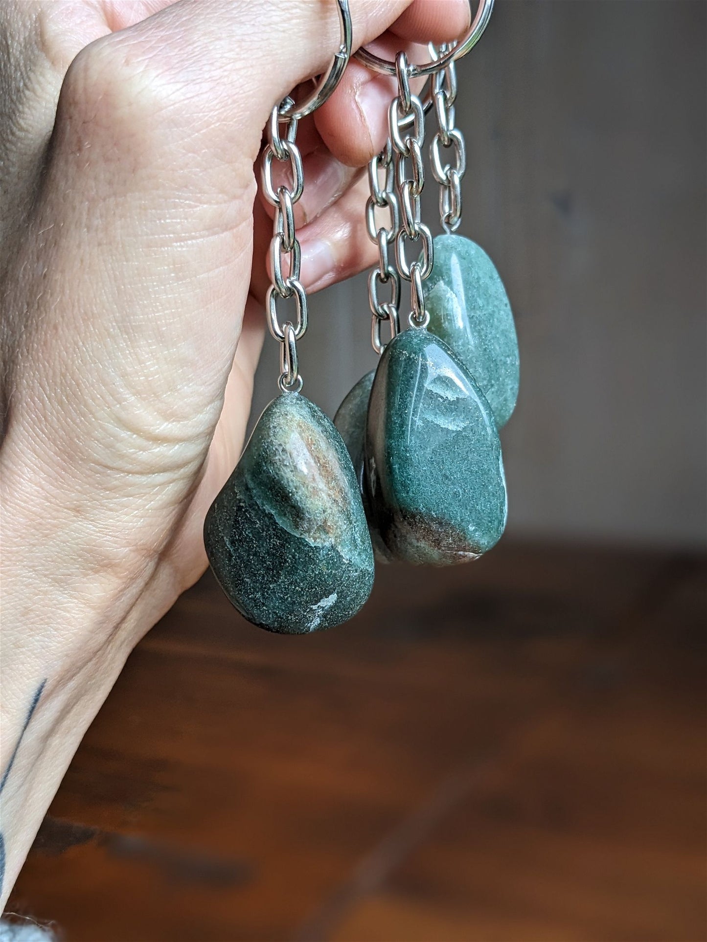 1 porte clé en aventurine verte - Aurore Lune