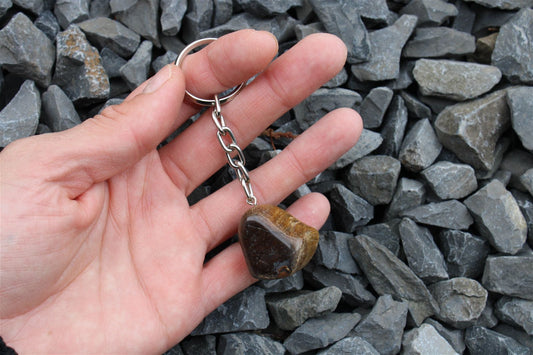 1 porte clé en oeil de tigre - Aurore Lune