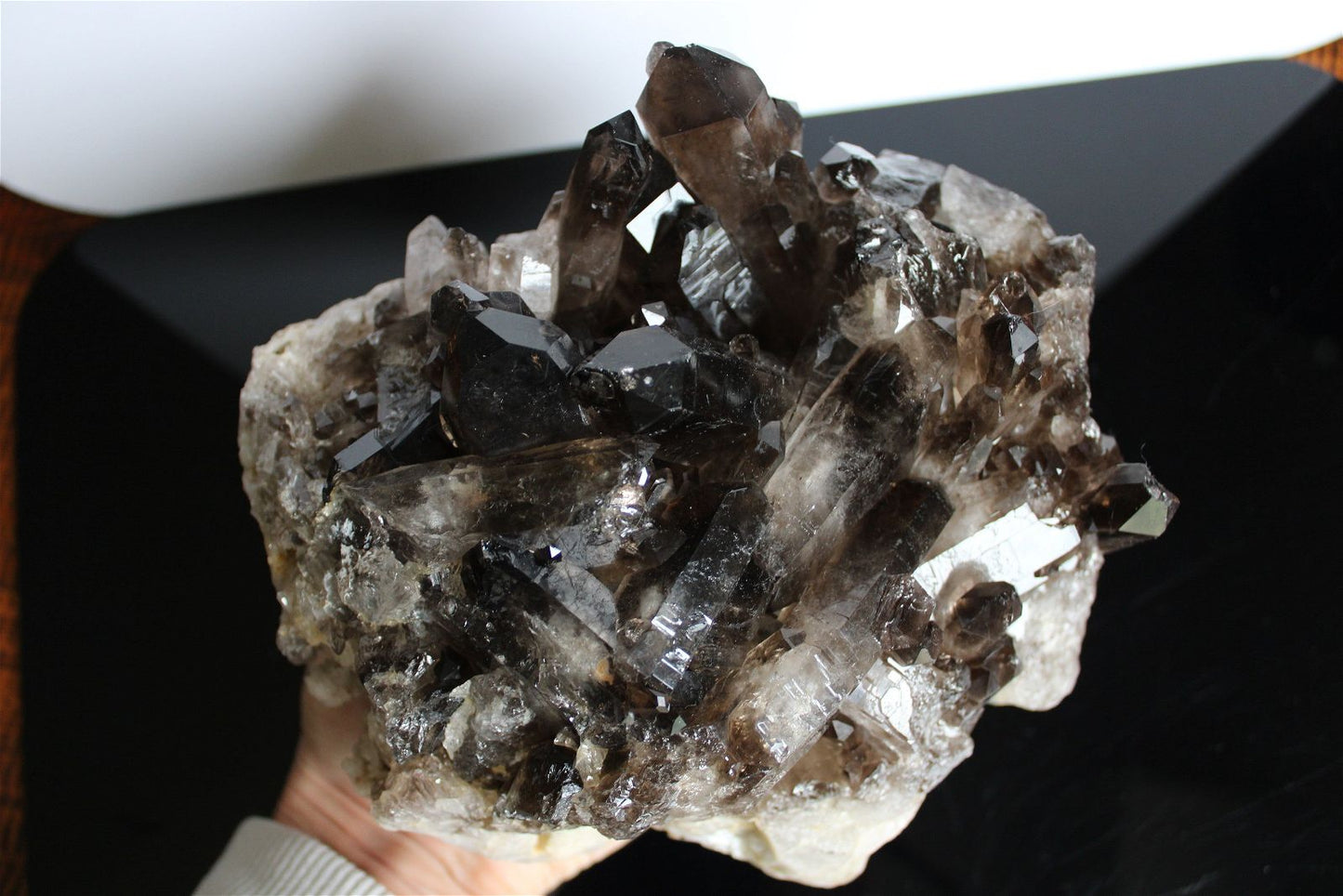 1 quartz fumé ou enfumé sur socle photo contractuelle - Aurore Lune