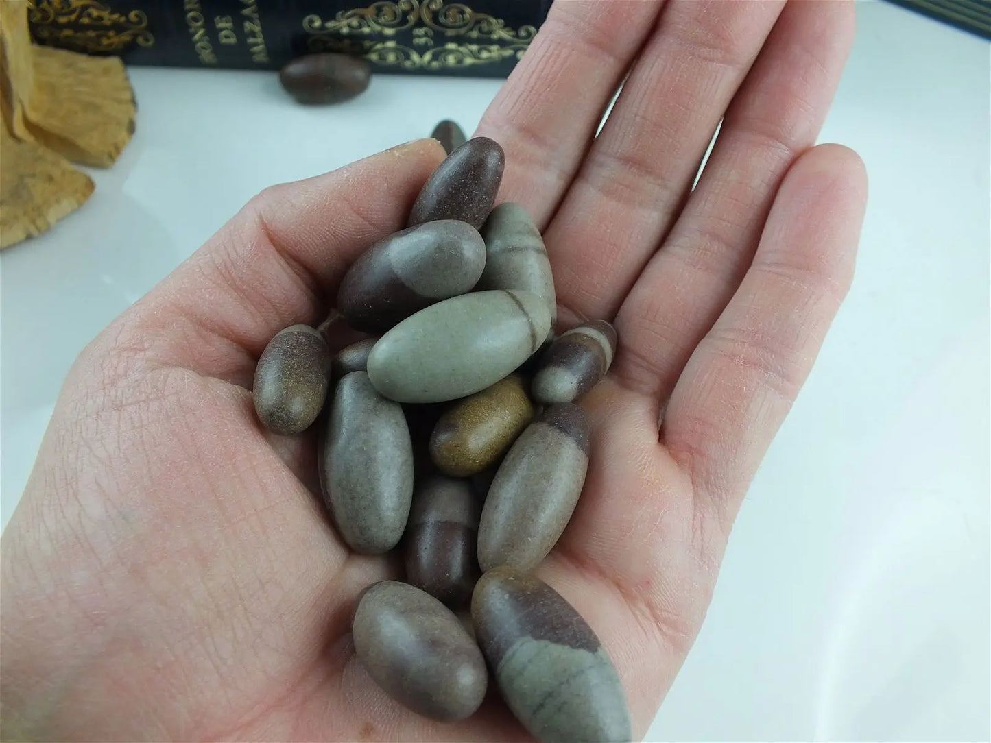 1 shiva lingam - Aurore Lune