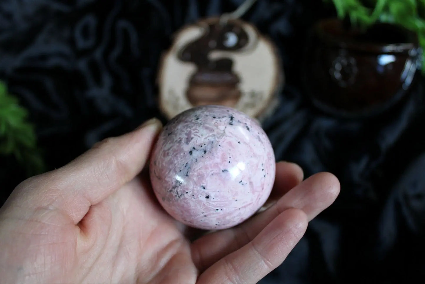 1 sphère rhodochrosite du Pérou 5.4 cm - Aurore Lune
