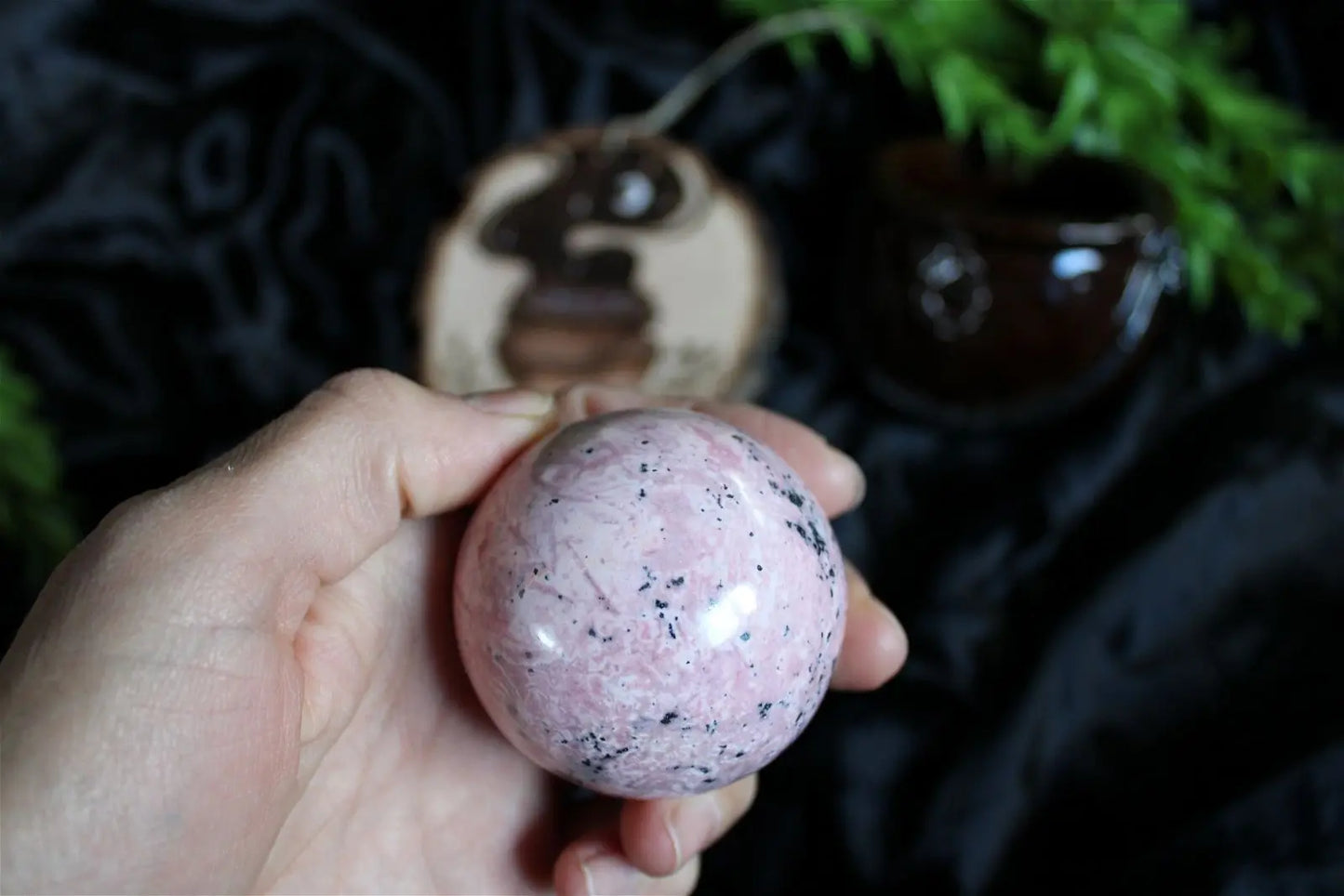 1 sphère rhodochrosite du Pérou 5.4 cm - Aurore Lune