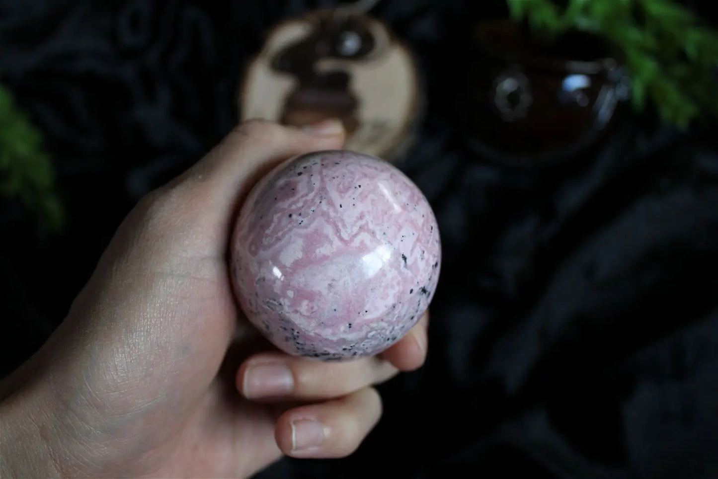 1 sphère rhodochrosite du Pérou 5.4 cm - Aurore Lune