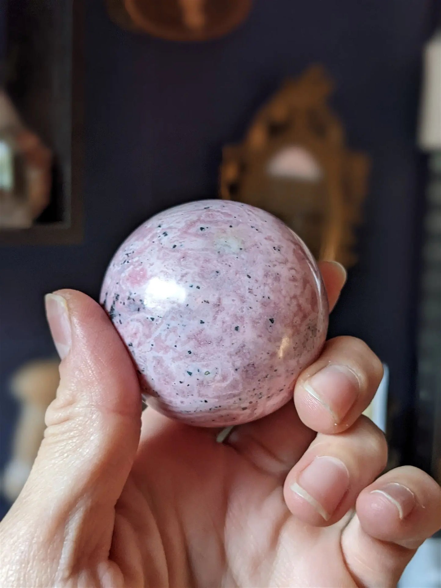 1 sphère rhodochrosite du Pérou 5.4 cm - Aurore Lune