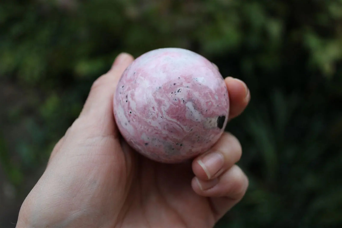 1 sphère rhodochrosite du Pérou 5.5 cm - Aurore Lune