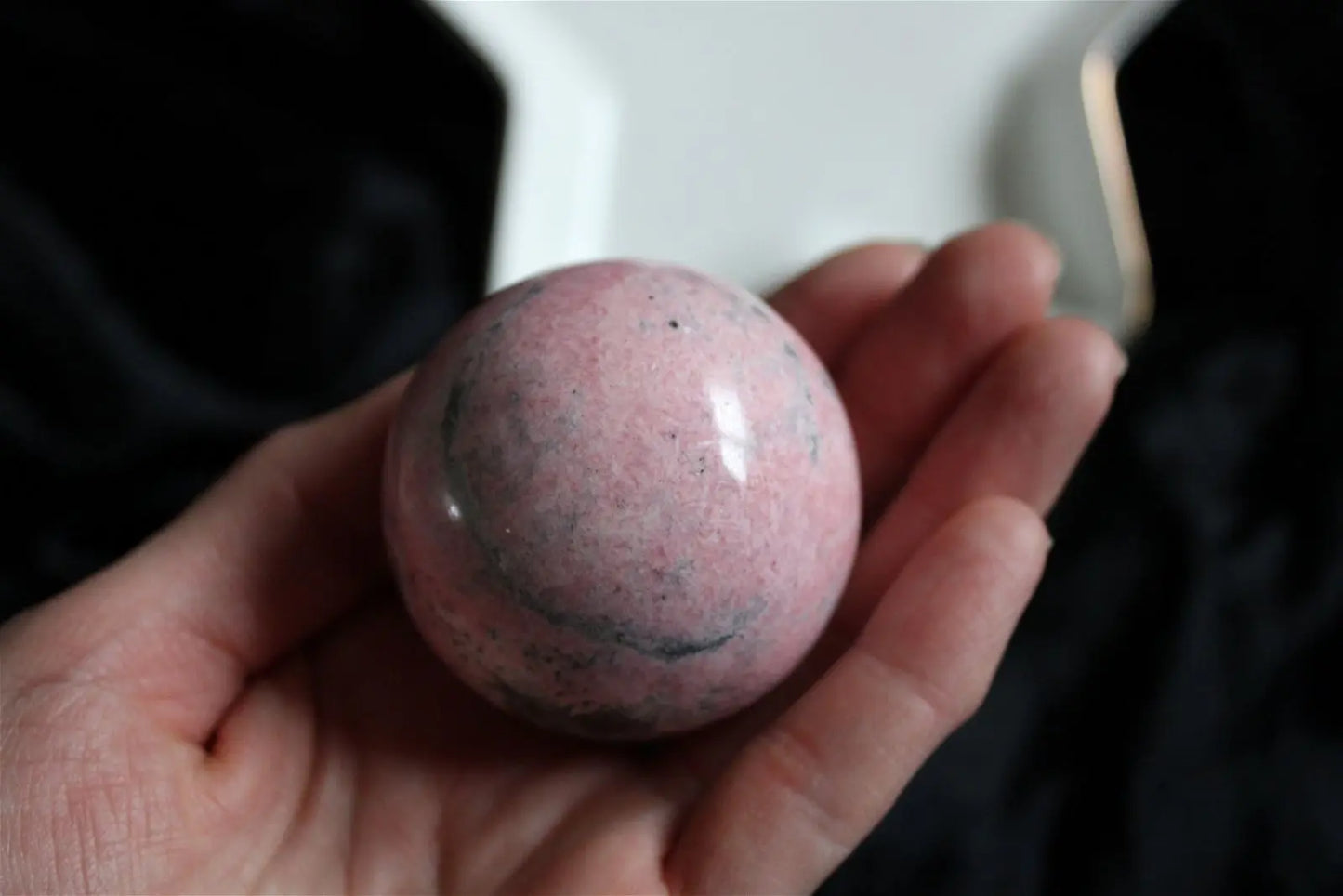 1 sphère rhodochrosite du Pérou 5 cm - Aurore Lune