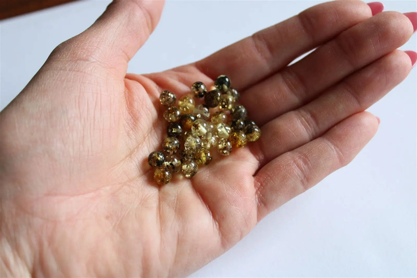 6 perles en ambre vert 6 - 7 mm Lituanie * ambre certifié - Aurore Lune