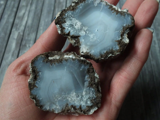 Agate forme noix de coco 1 morceau - Aurore Lune