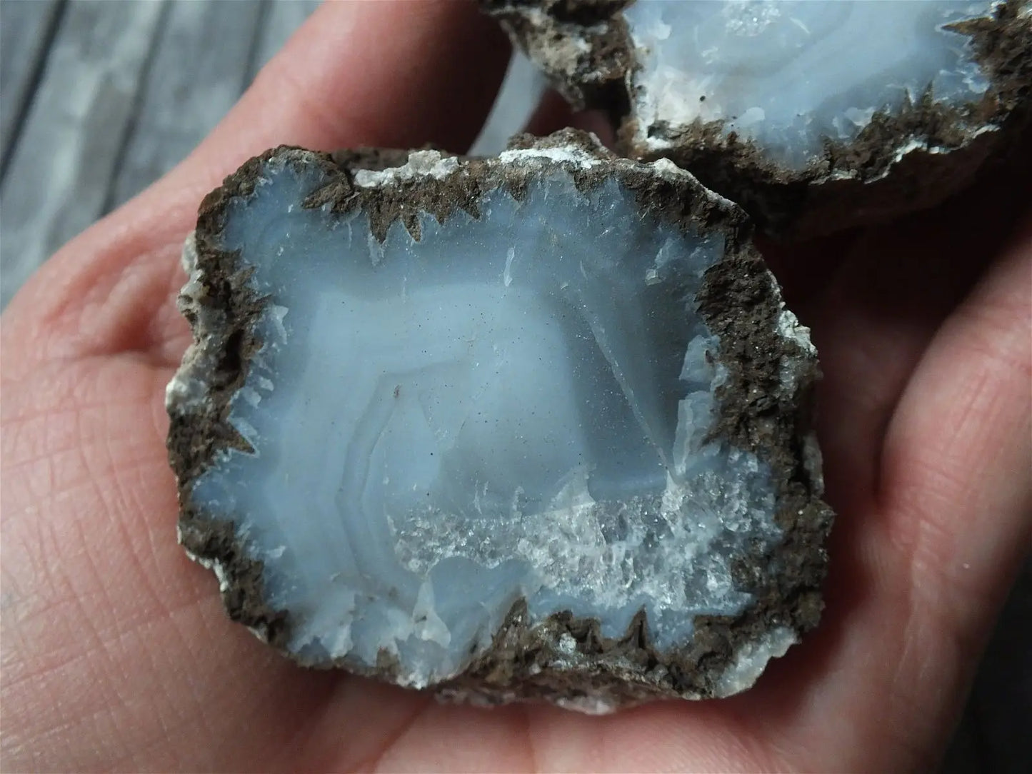 Agate forme noix de coco 1 morceau - Aurore Lune