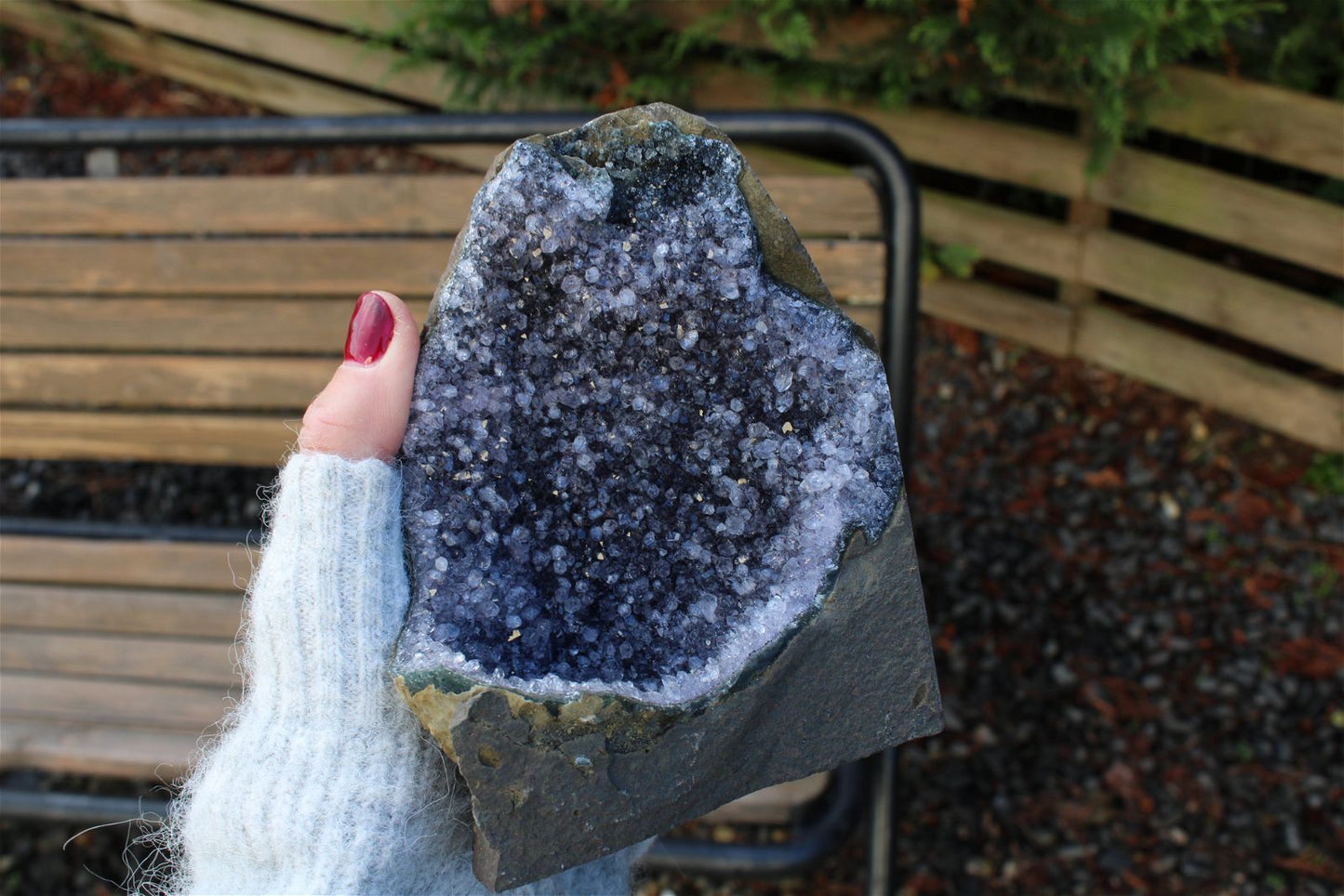 Améthyste à poser ~ 1.2 kg BRESIL - 15 cm - Aurore Lune