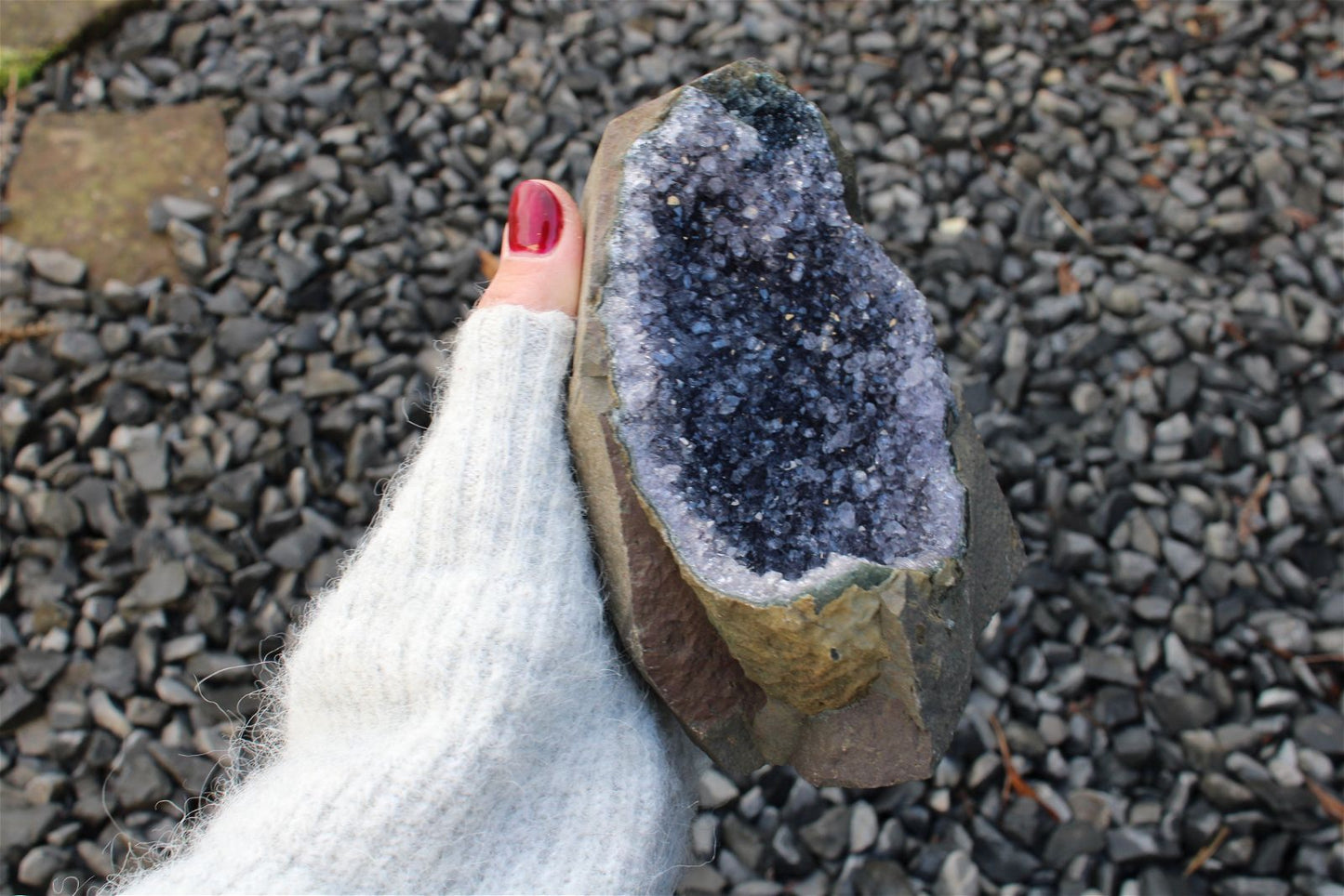 Améthyste à poser ~ 1.2 kg BRESIL - 15 cm - Aurore Lune