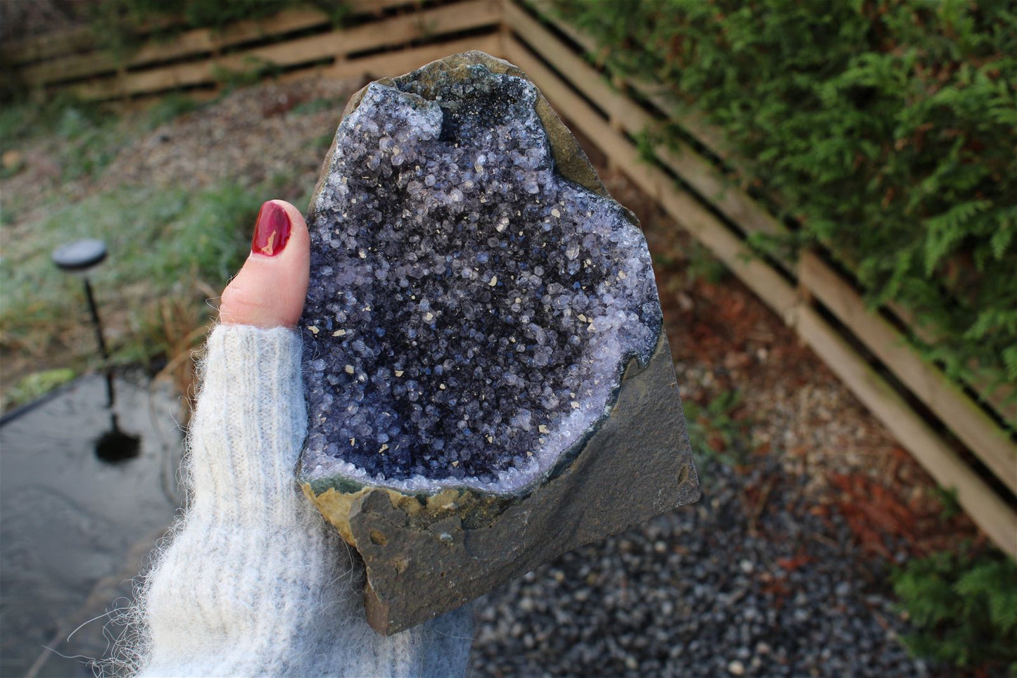 Améthyste à poser ~ 1.2 kg BRESIL - 15 cm - Aurore Lune