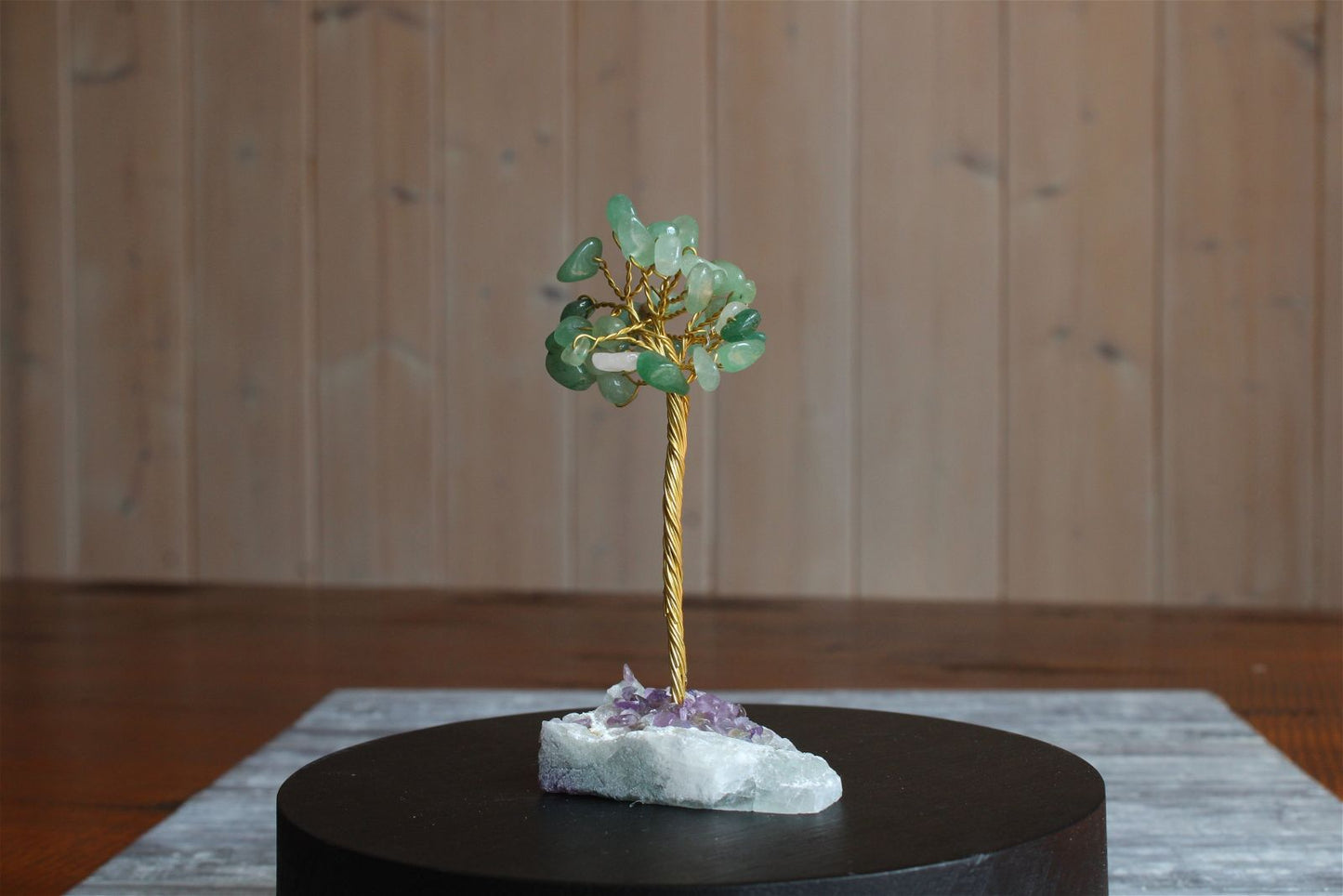 Arbre aventurine verte sur socle en fluorite et améthystes collées - Aurore Lune