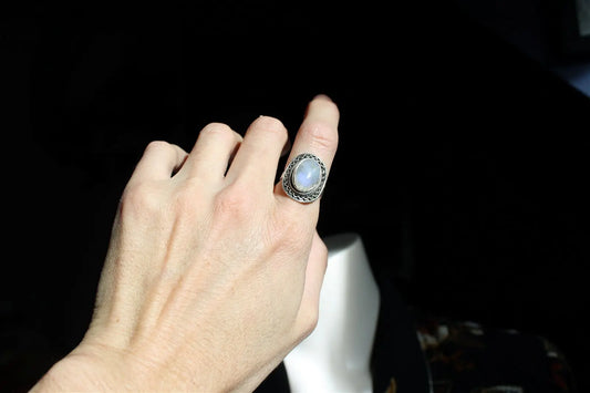 Bague labradorite blanche t. 54 - Aurore Lune