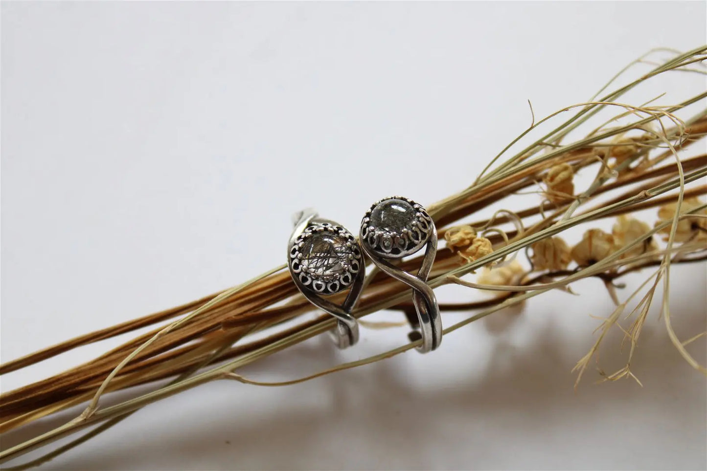 Bague réglable avec quartz tourmaliné - Aurore Lune