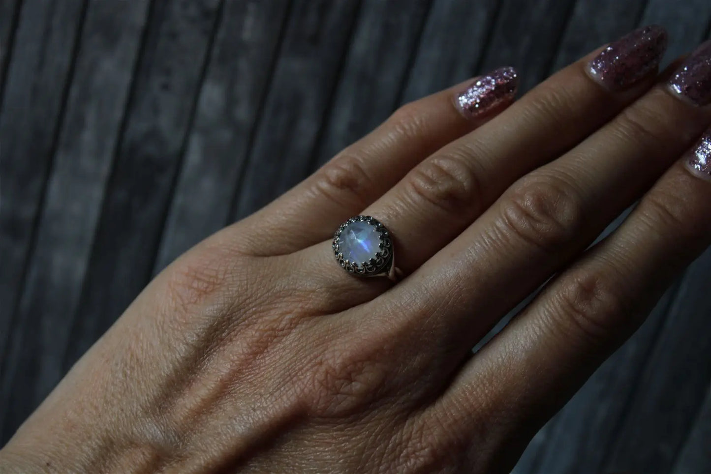 Bague réglable labradorite blanche - C- T 50 et plus- réglable en écartant - Aurore Lune