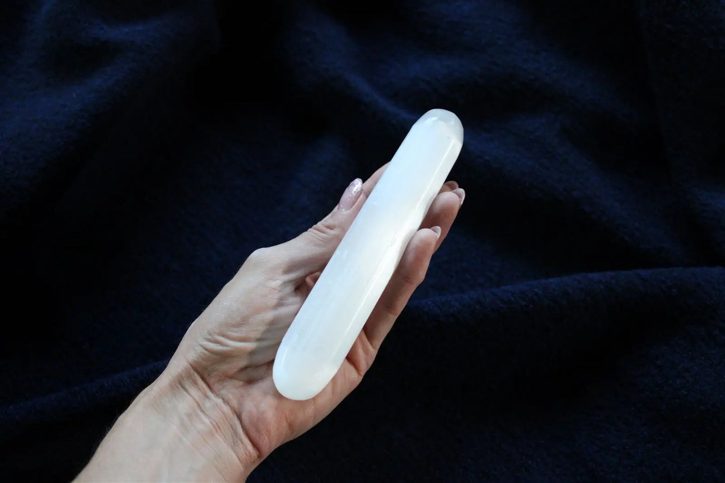Bâton massage en sélénite - Aurore Lune
