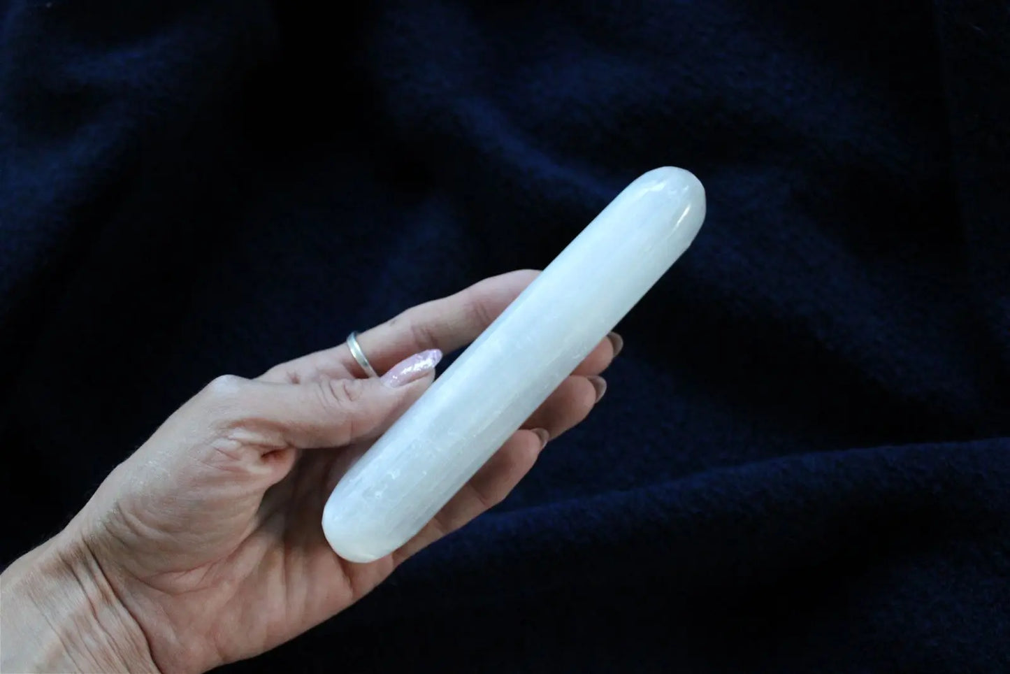 Bâton massage en sélénite - Aurore Lune