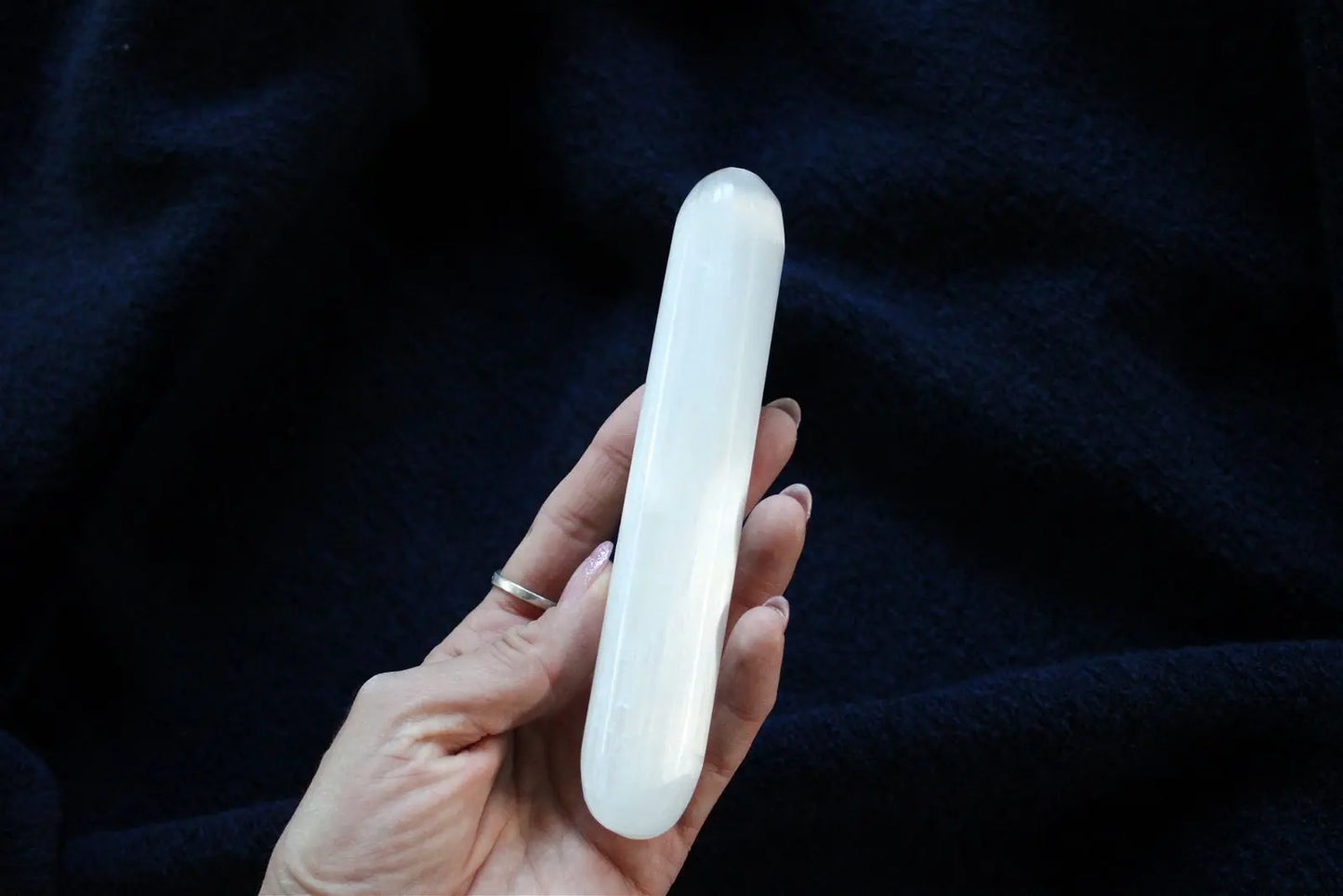 Bâton massage en sélénite - Aurore Lune