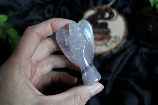Bébé ange en améthyste 6.5 cm de haut - Aurore Lune