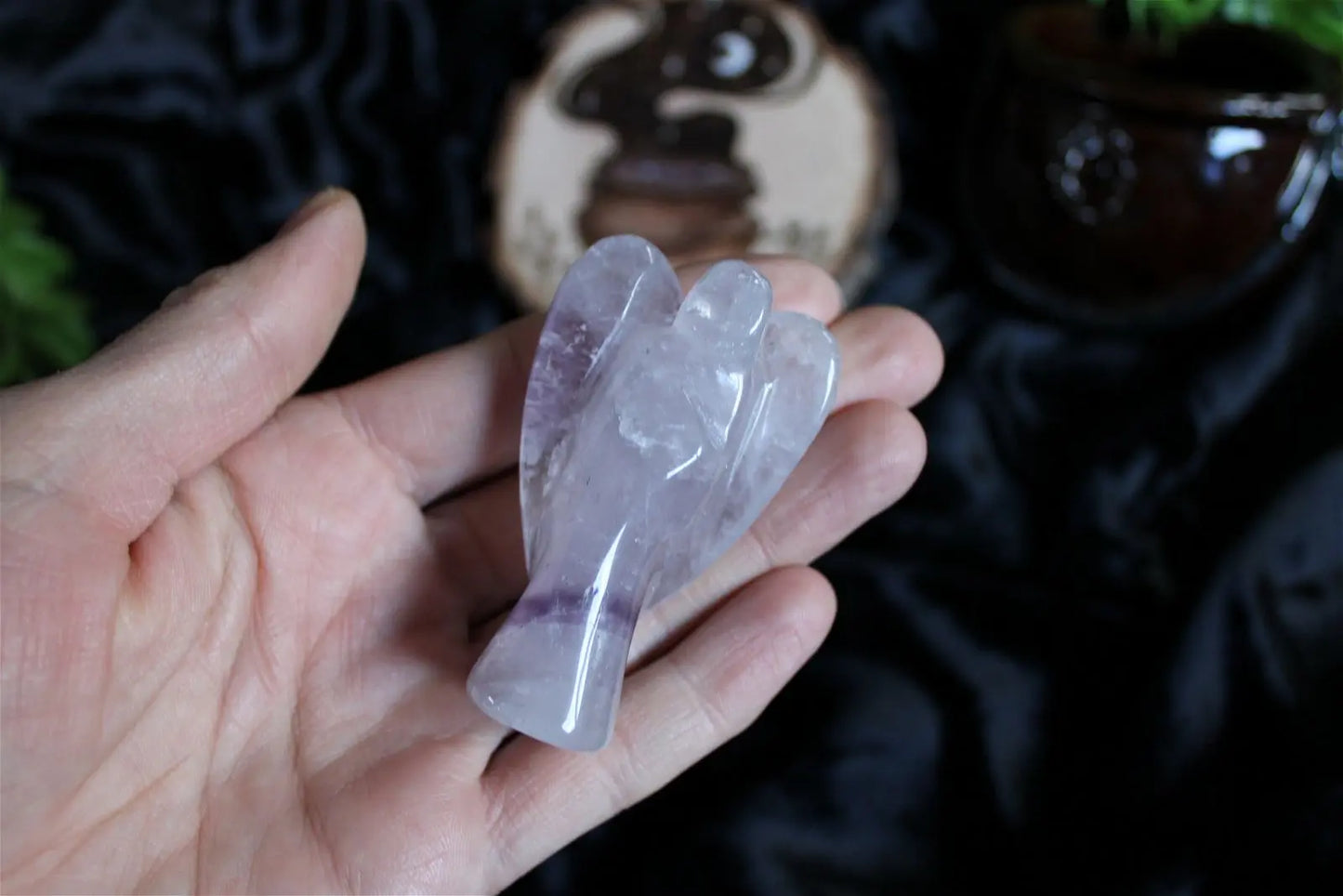 Bébé ange en améthyste 6.5 cm de haut - Aurore Lune
