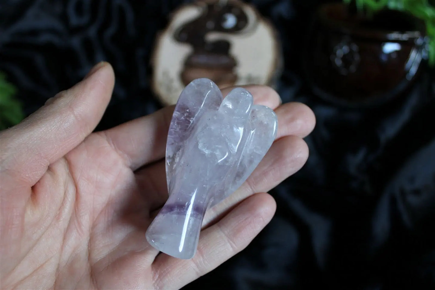 Bébé ange en améthyste 6.5 cm de haut - Aurore Lune