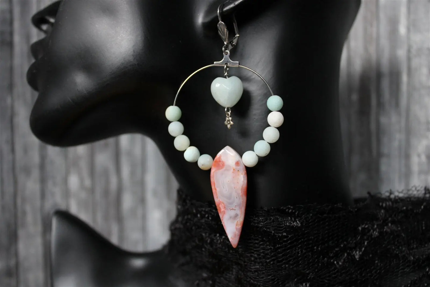 Boucles d'oreilles "calcédoine mystique" et amazonites - Aurore Lune