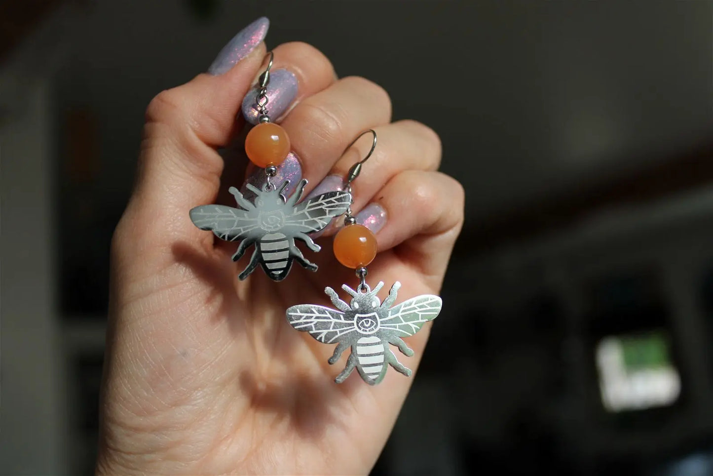 Boucles d'oreilles cornalines et bourdons tout inox - Aurore Lune