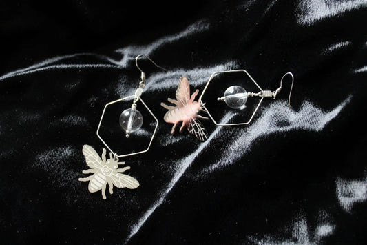 Boucles d'oreilles cristal de roche et bourdons tout inox - Aurore Lune