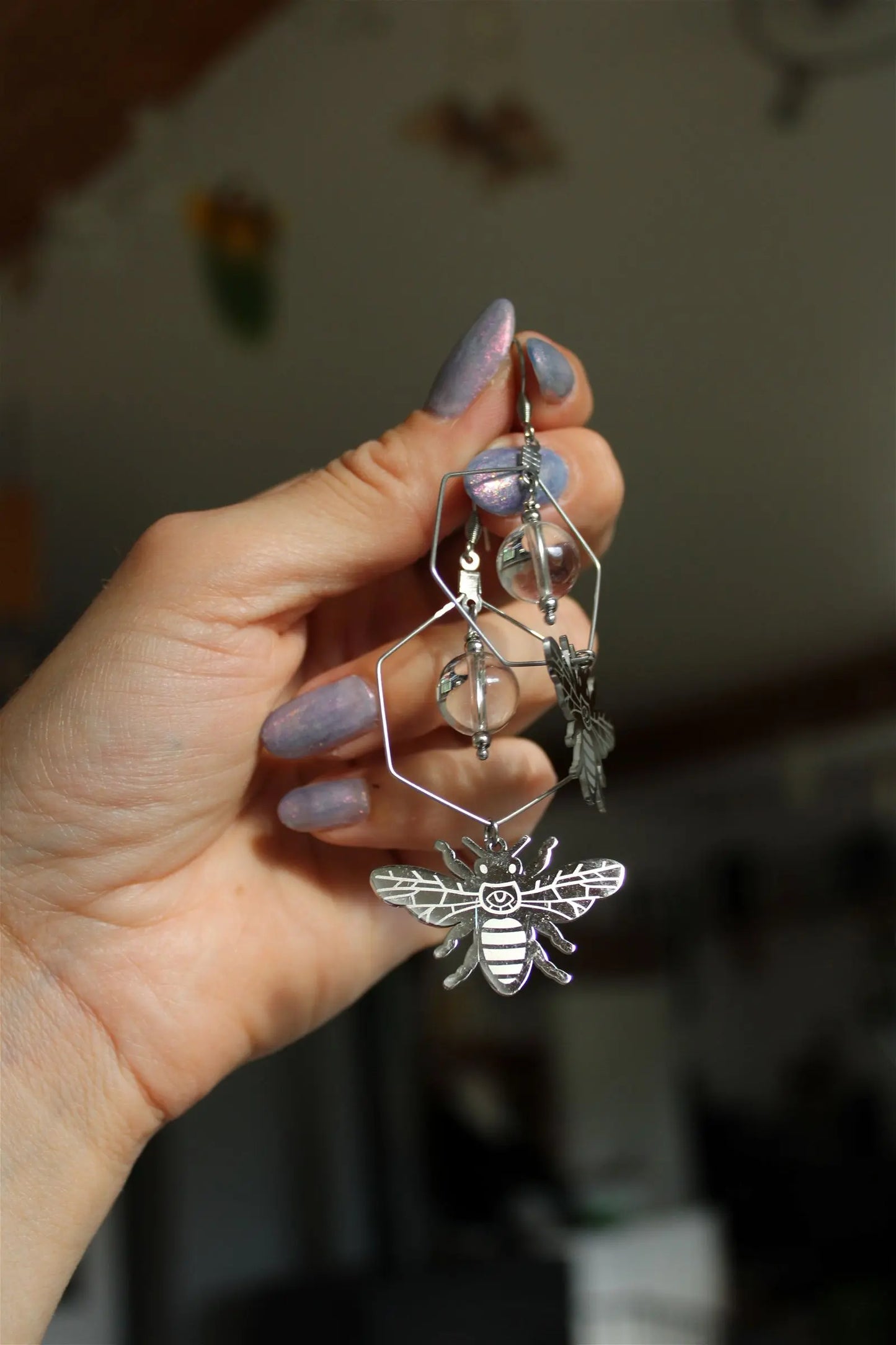 Boucles d'oreilles cristal de roche et bourdons tout inox - Aurore Lune