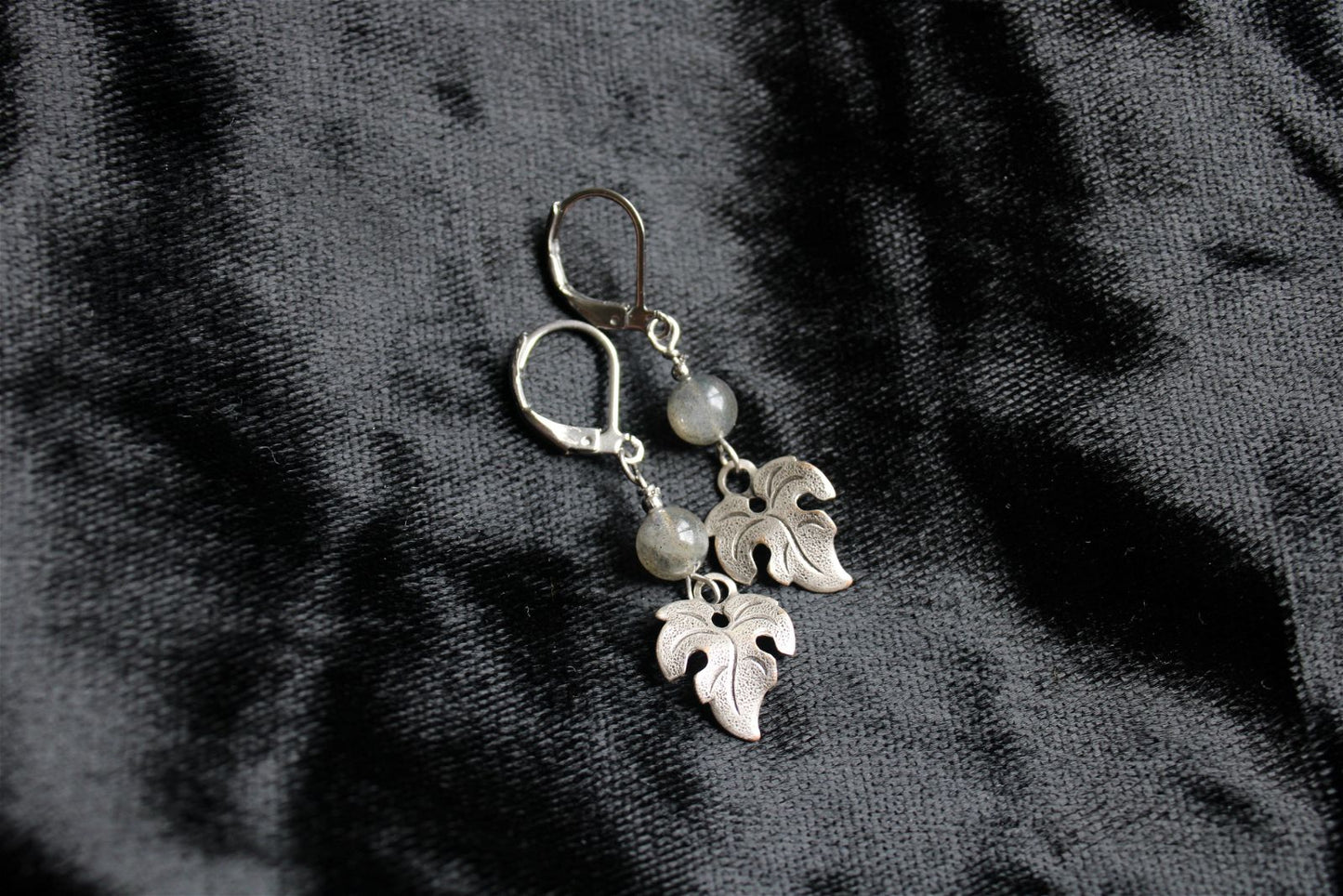Boucles d'oreilles elfiques labradorite * Givre d'Ether * - Aurore Lune