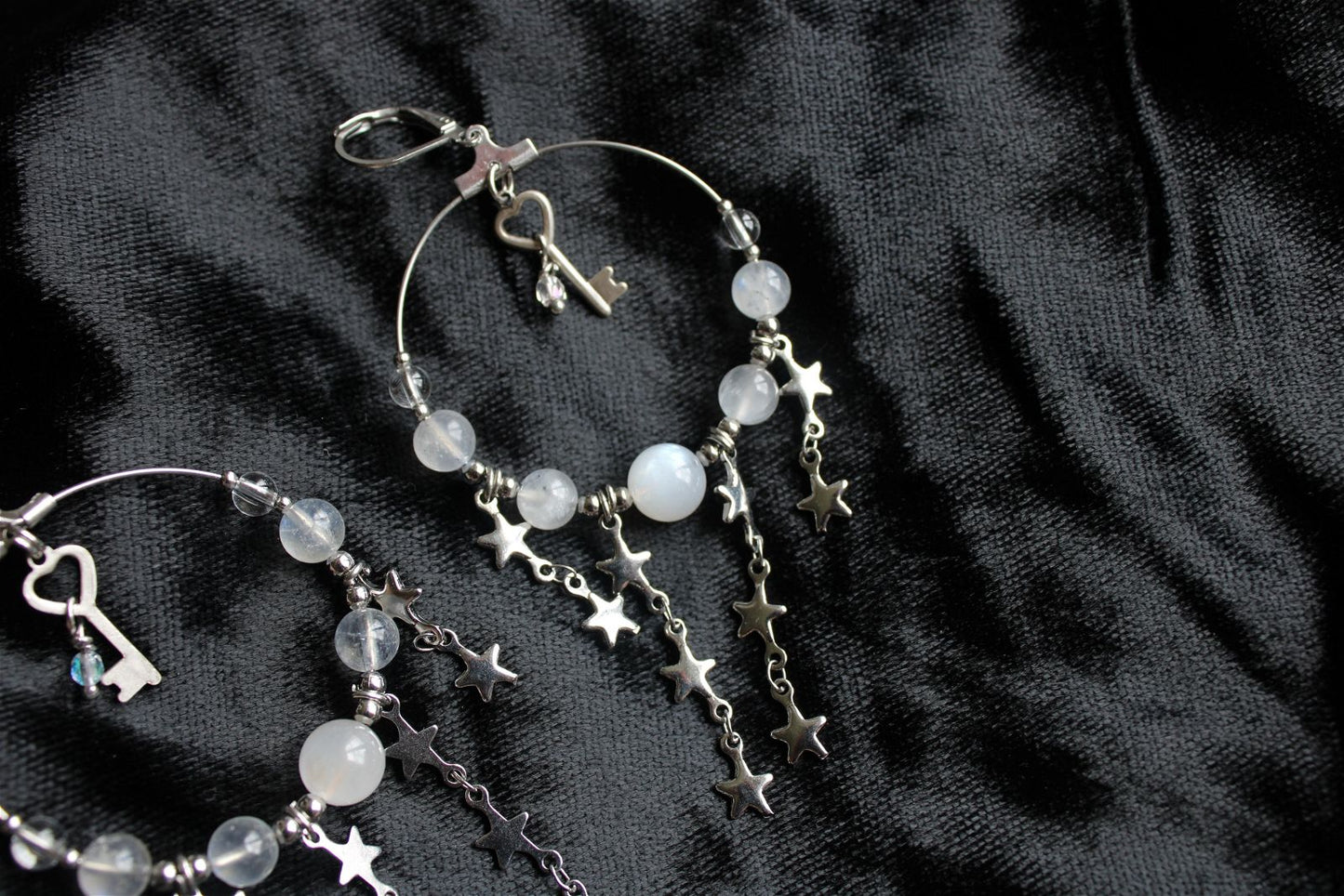 Boucles d'oreilles elfiques labradorite blanche * Stalactite * - Aurore Lune
